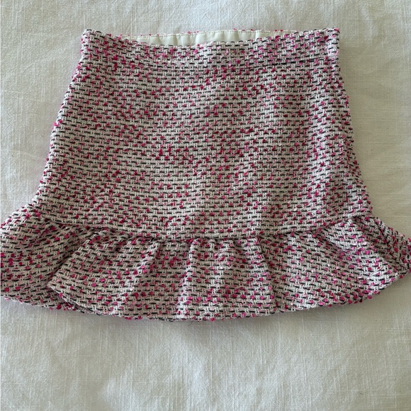 Janie and Jack girls 7 skirt
Pink white black lined - Picture 4 of 4